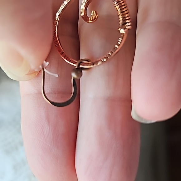 Copper looking round wire wrap Dangle earrings fishhook backing. New - Picture 4 of 5